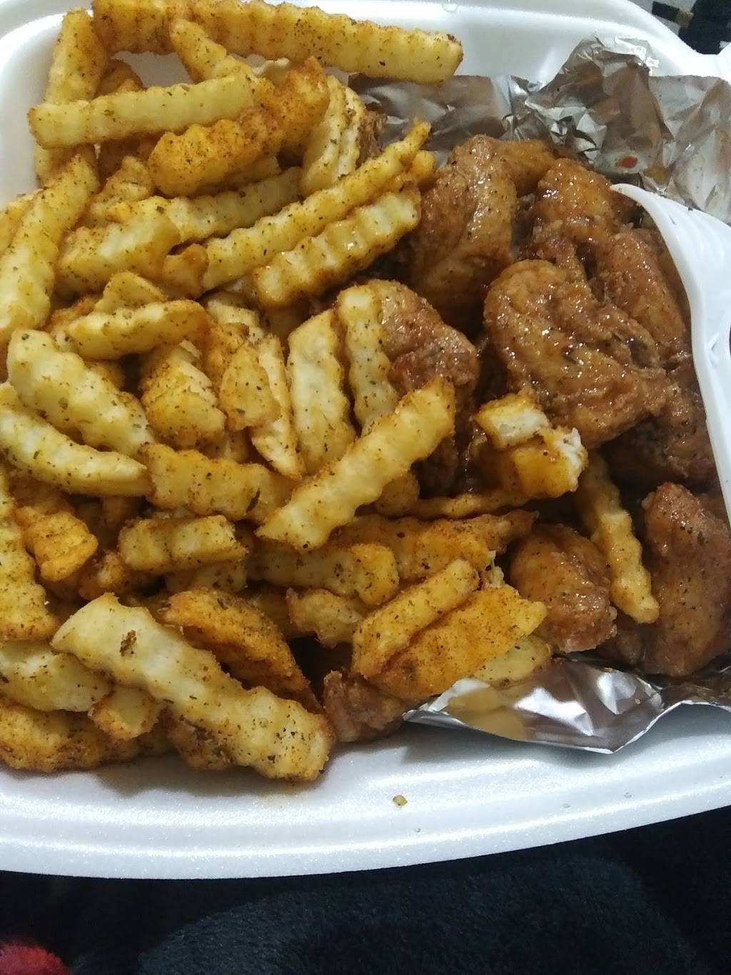 Wingz & Tingz | restaurant | 388 Blue Hill Avenue, Boston, MA 02121, USA | 6176528580 OR +1 617-652-8580