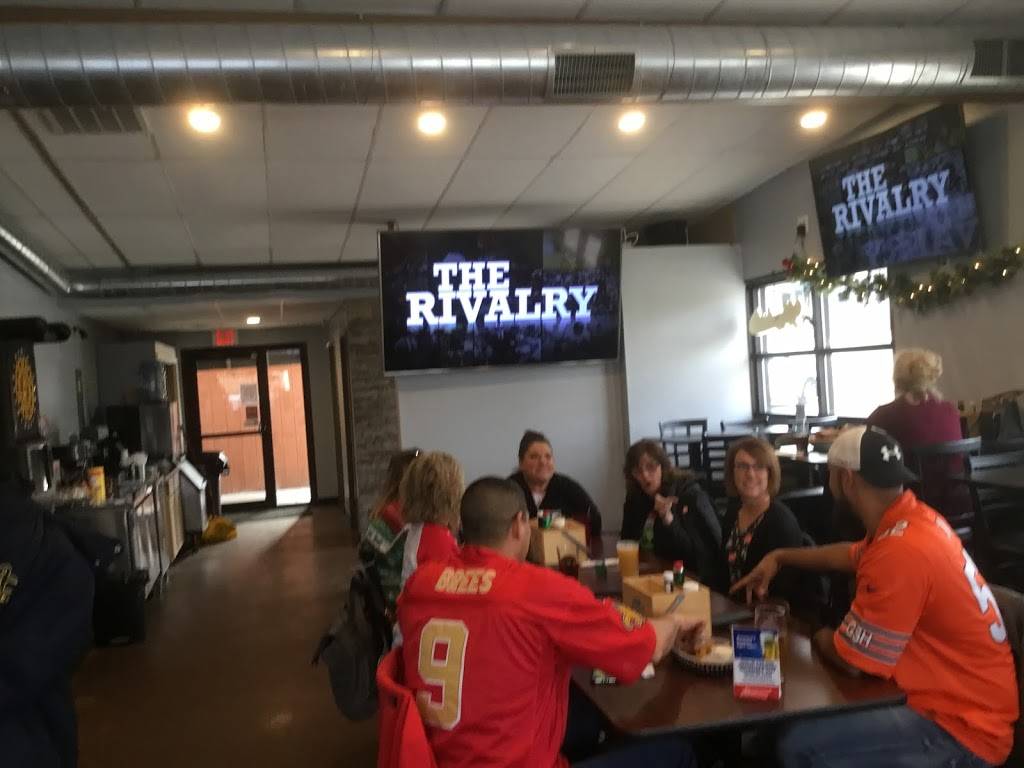 Brandons Pub & Grille | restaurant | 3008 7th Ave, Rock Island, IL 61201, USA | 3092837628 OR +1 309-283-7628