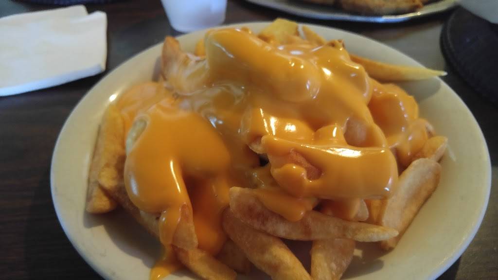 Schooners Peoria Heights | restaurant | 730 E War Memorial Dr, Peoria Heights, IL 61616, USA | 3096869895 OR +1 309-686-9895