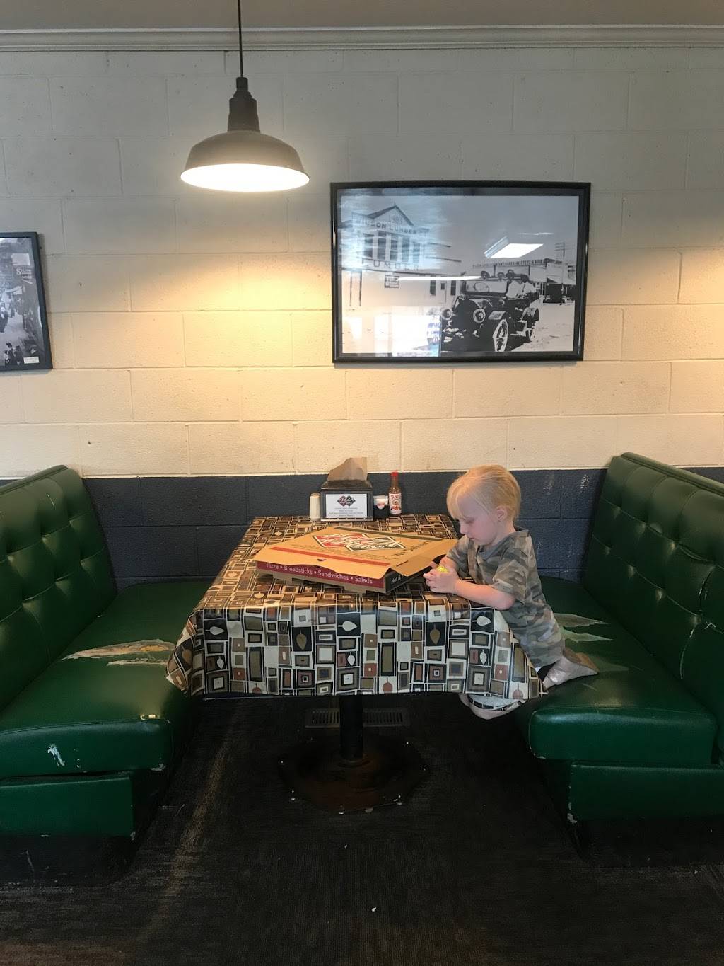 Pizza Plus | meal delivery | 55 S 100 E, Tremonton, UT 84337, USA | 4352577587 OR +1 435-257-7587