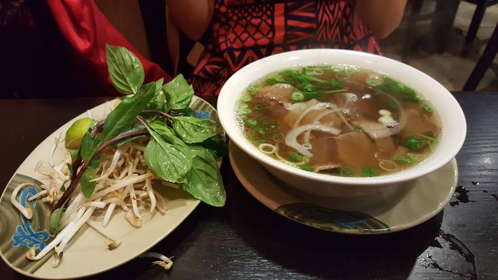 Pho UTC & Grill | restaurant | 8915 Towne Centre Dr, San Diego, CA 92122, USA | 8583200504 OR +1 858-320-0504