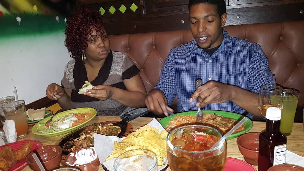 Los Amigos Mexican | restaurant | 1325 E Memorial Dr, Ahoskie, NC 27910, USA | 2522090076 OR +1 252-209-0076