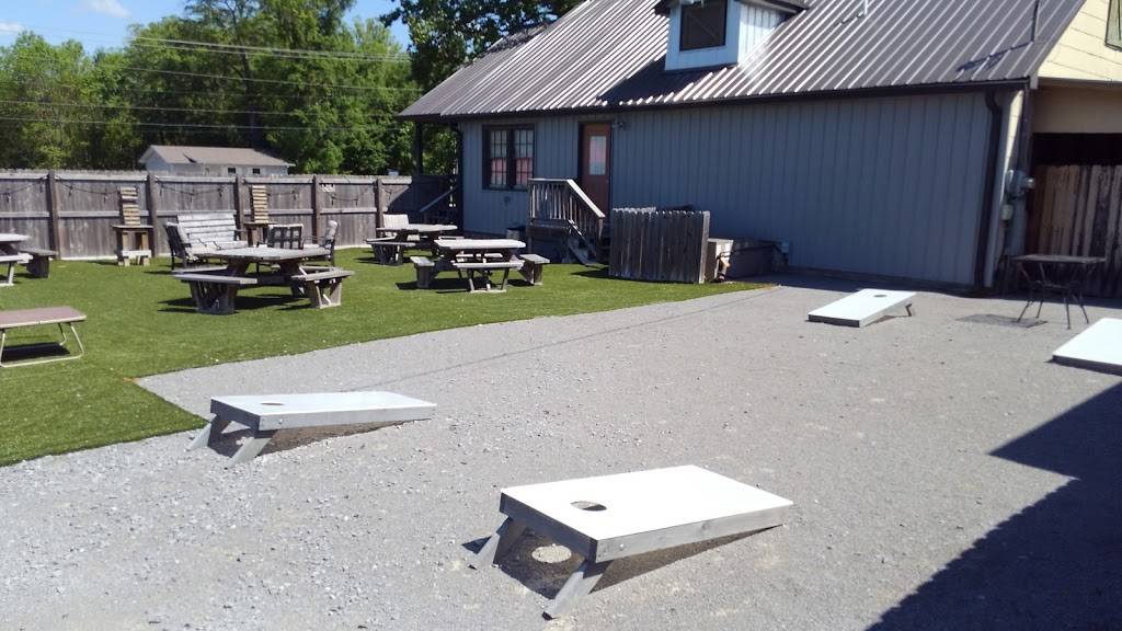 Ole Shed Brewing Taproom | restaurant | 516 E Carroll St, Tullahoma, TN 37388, USA | 9314228820 OR +1 931-422-8820