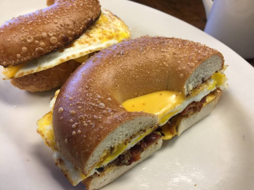 Royal Palm Grill 2 | restaurant | 436 N Krome Ave, Homestead, FL 33030, USA | 7863773626 OR +1 786-377-3626