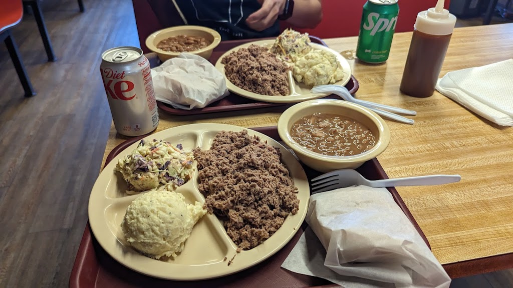 Dougs Hickory Pit Bar-B-Q | restaurant | 3313 S Georgia St, Amarillo, TX 79109, USA | 8063528471 OR +1 806-352-8471