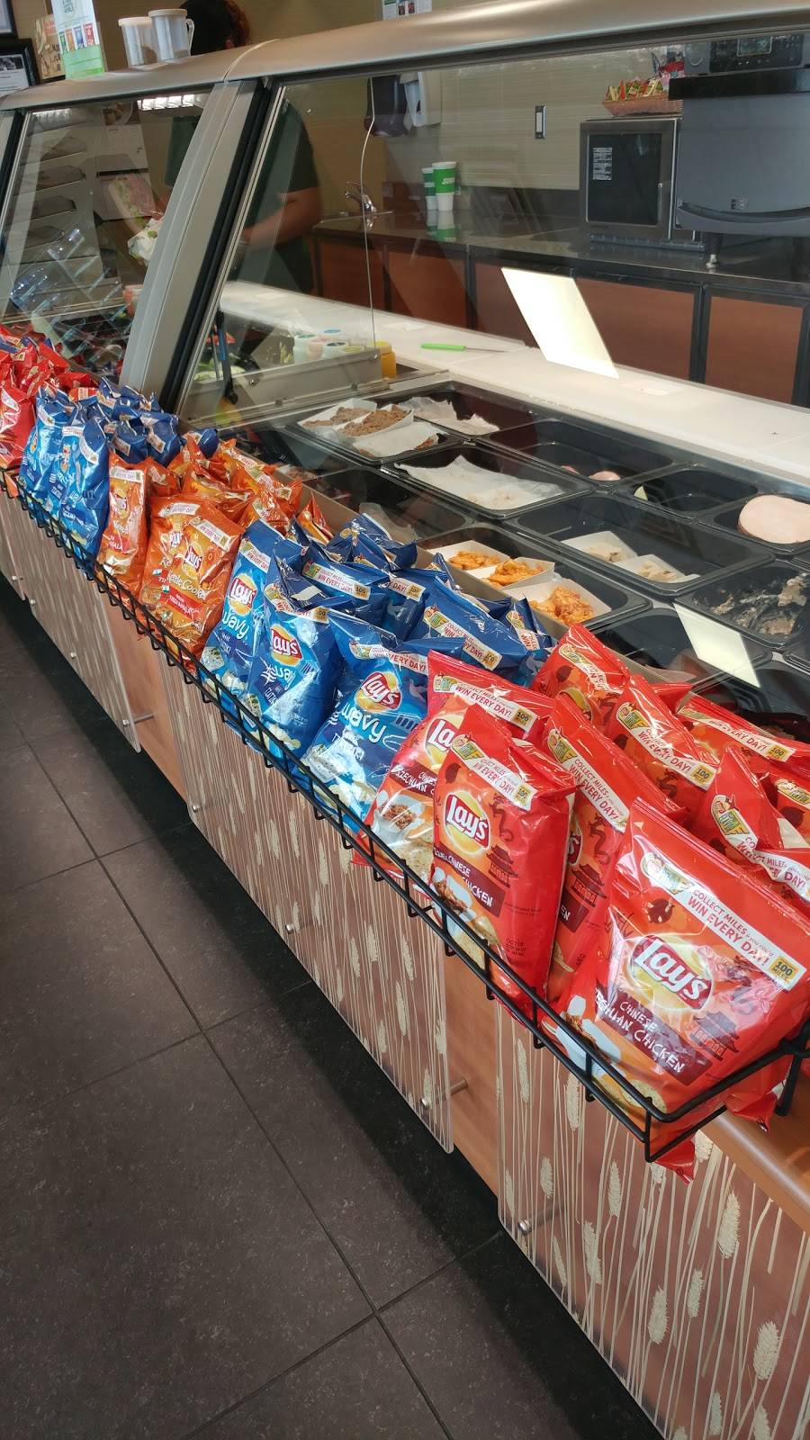 Subway Restaurants | restaurant | B, 802 Rankin Rd Space 1, Houston, TX 77073, USA | 2816454455 OR +1 281-645-4455