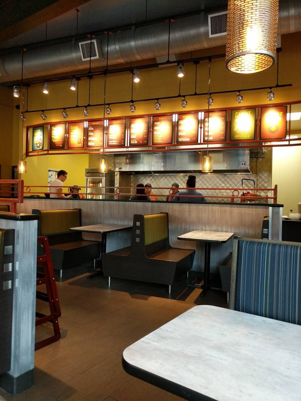 Pancheros Mexican Grill | restaurant | 704 Bridgeport Ave #103, Shelton, CT 06484, USA | 2039255800 OR +1 203-925-5800