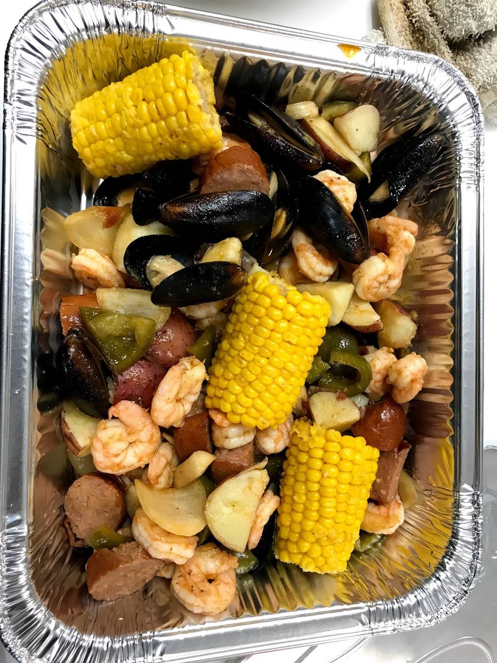 STILL APRON AKA Mastermind Gourmet Chef, LLC | restaurant | 3940 Airline Blvd #106, Chesapeake, VA 23321, USA | 7572161985 OR +1 757-216-1985