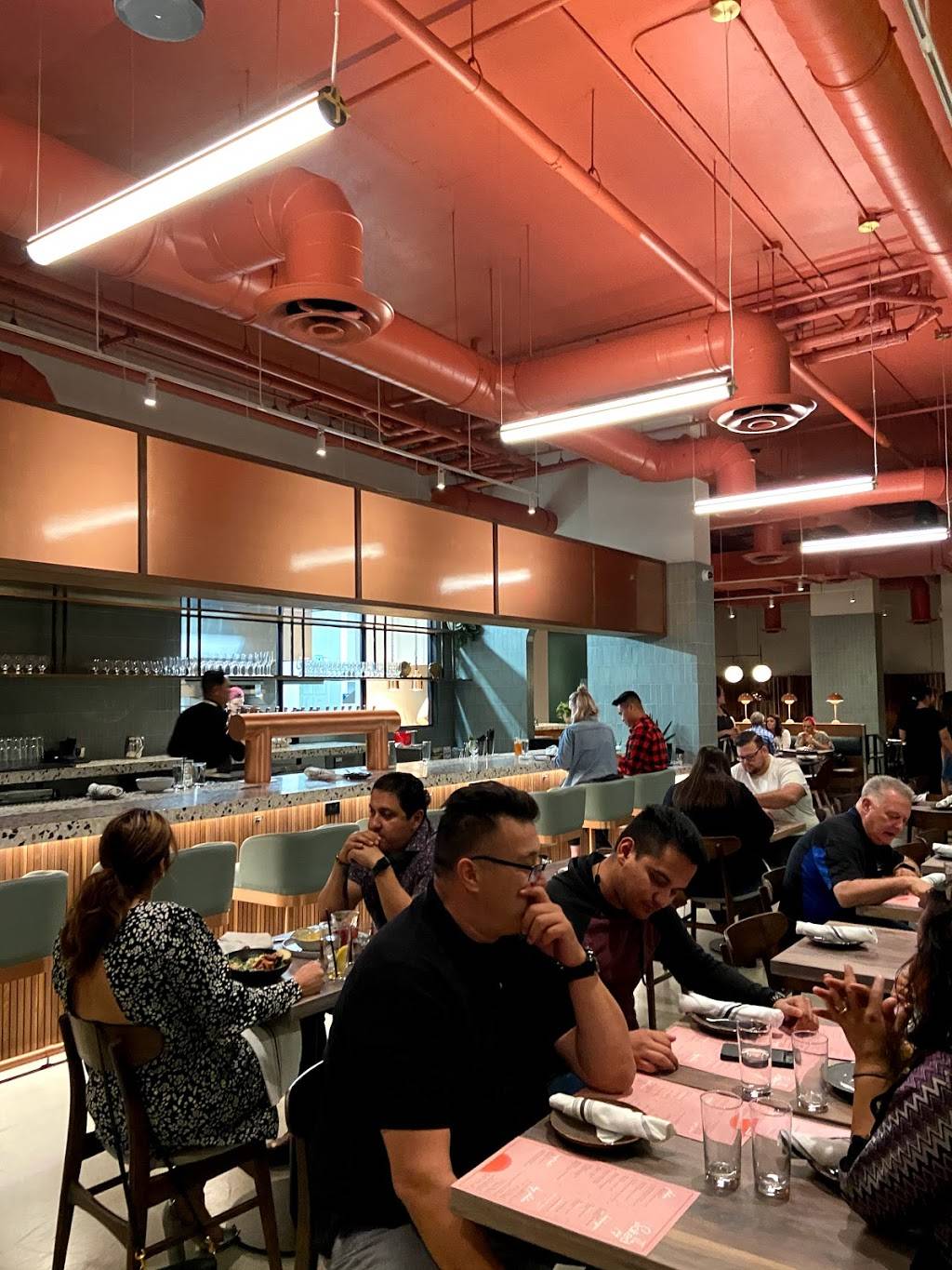 The Salted Pig | restaurant | 3750 Main St STE 103, Riverside, CA 92501, USA | 9517425664 OR +1 951-742-5664