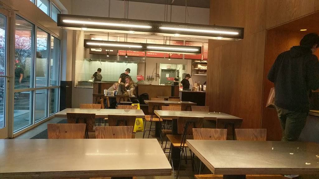 Chipotle Mexican Grill | restaurant | 1281 Johnson Ferry Rd Suite 104, Marietta, GA 30068, USA | 6782791604 OR +1 678-279-1604