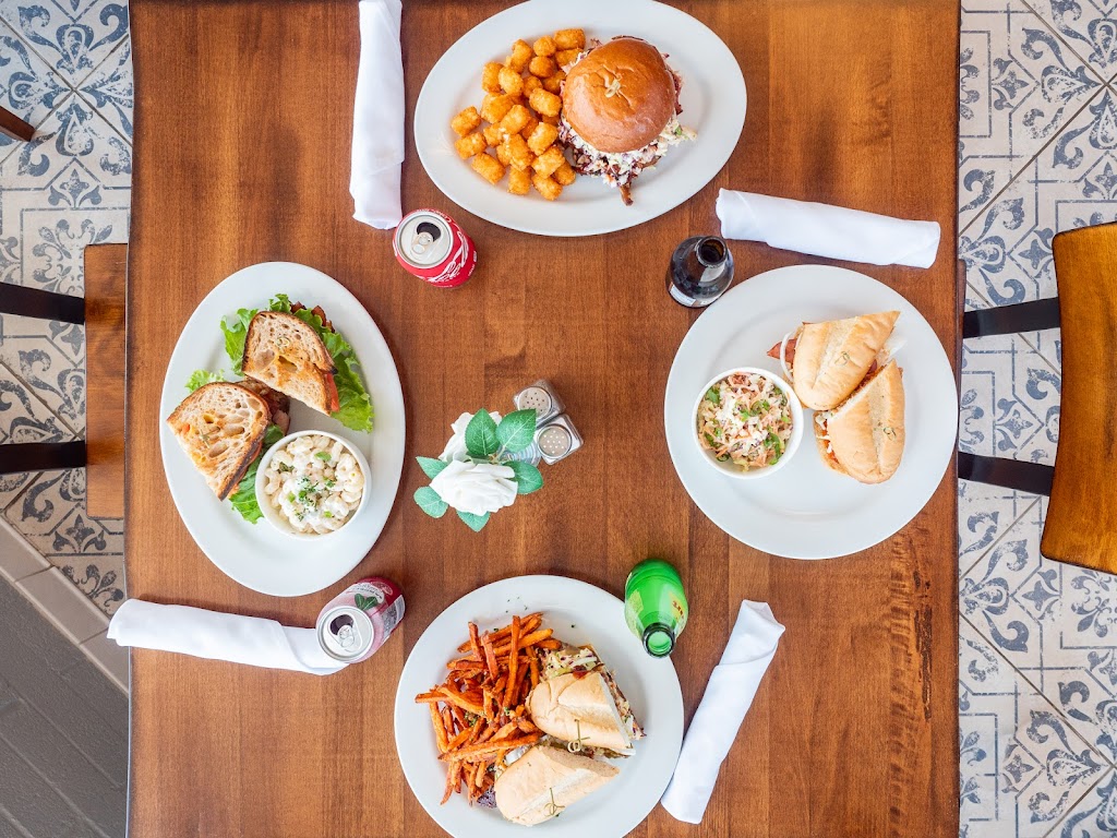 Emits BBQ | restaurant | 2601 S 24th St, Phoenix, AZ 85034, USA | 6232968554 OR +1 623-296-8554