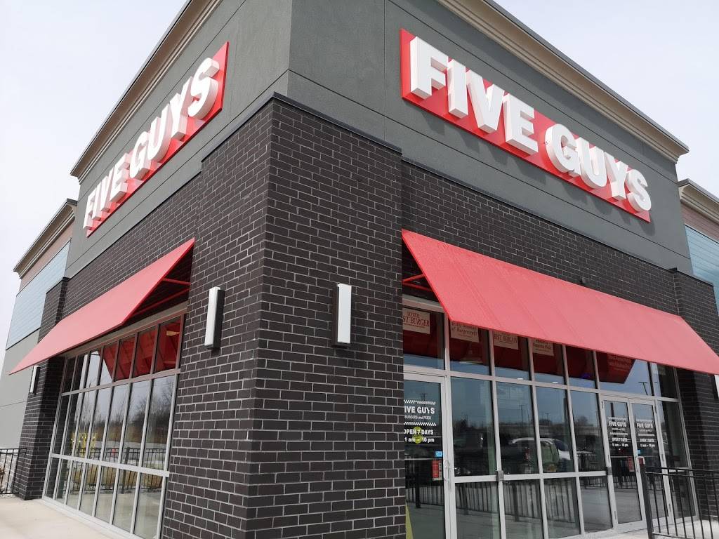 Five Guys | restaurant | 650 Division Rd, Windsor, ON N8X 0A8, Canada | 5199726262 OR +1 519-972-6262