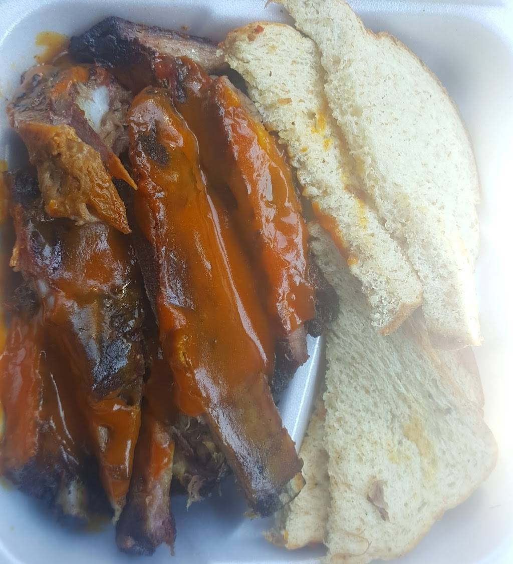 Munchies BBQ & Subs | restaurant | 2110 Montgomery St, Savannah, GA 31401, USA | 9126597307 OR +1 912-659-7307