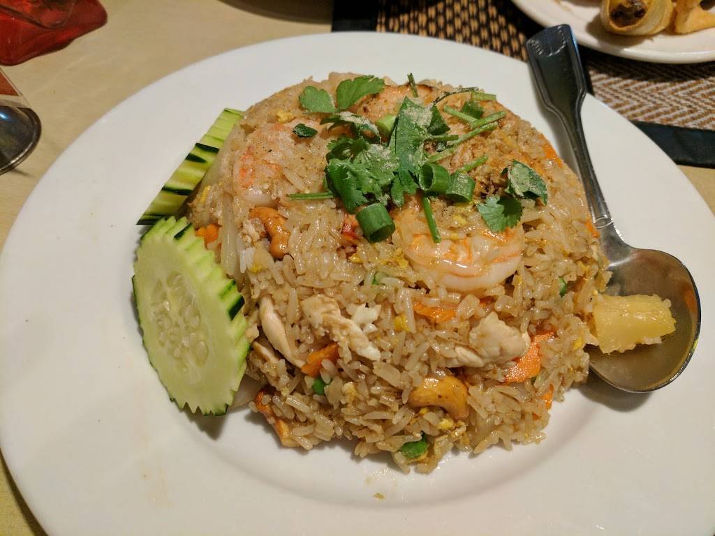 Leela Thai Restaurant | restaurant | 9725 Mission Gorge Rd, Santee, CA 92071, USA | 6193344019 OR +1 619-334-4019