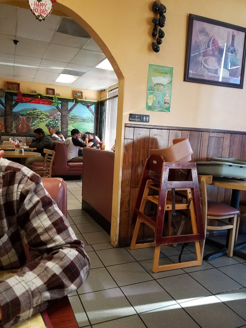 Las Lomas Restaurant | restaurant | 15677 Roxford St, Sylmar, CA 91342, USA | 8183672311 OR +1 818-367-2311