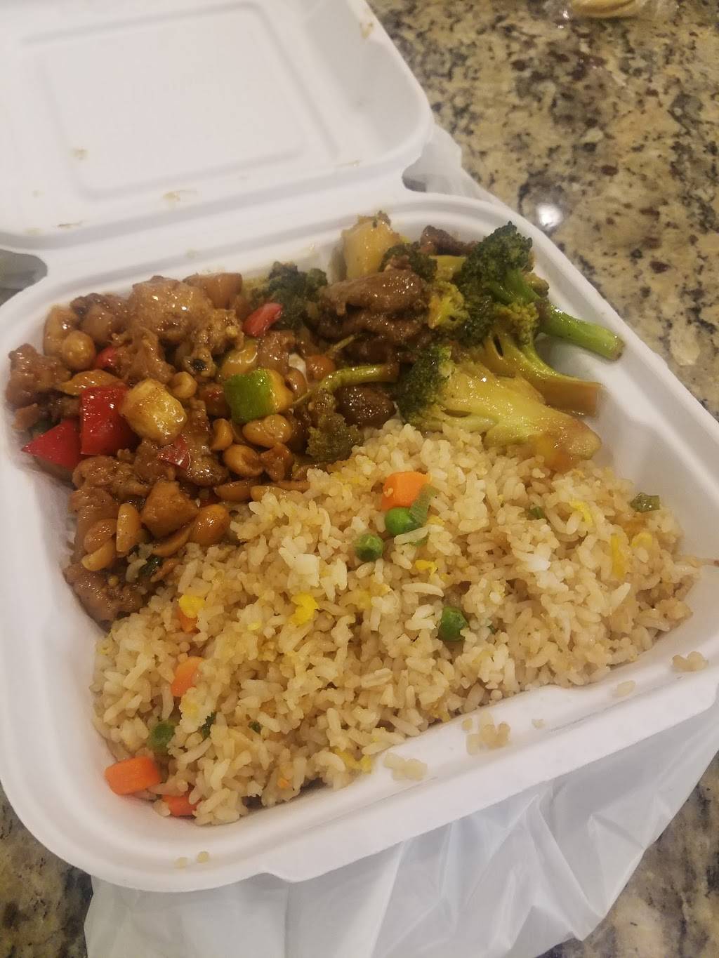 Panda Express | meal takeaway | 5020 El Cerrito Plaza, El Cerrito, CA 94530, USA | 5105269989 OR +1 510-526-9989