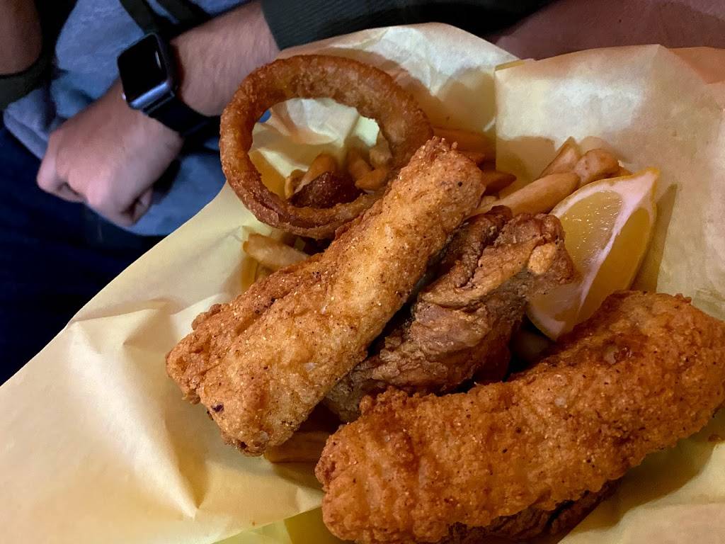 Crispys Fish-n-Chips | restaurant | 736 E Fort Lowell Rd, Tucson, AZ 85719, USA | 5206225111 OR +1 520-622-5111