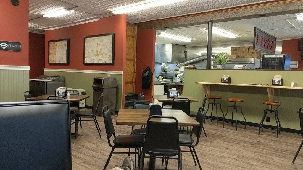 Gerards Pizza | restaurant | 233 Water St, Gardiner, ME 04345, USA | 2075826178 OR +1 207-582-6178