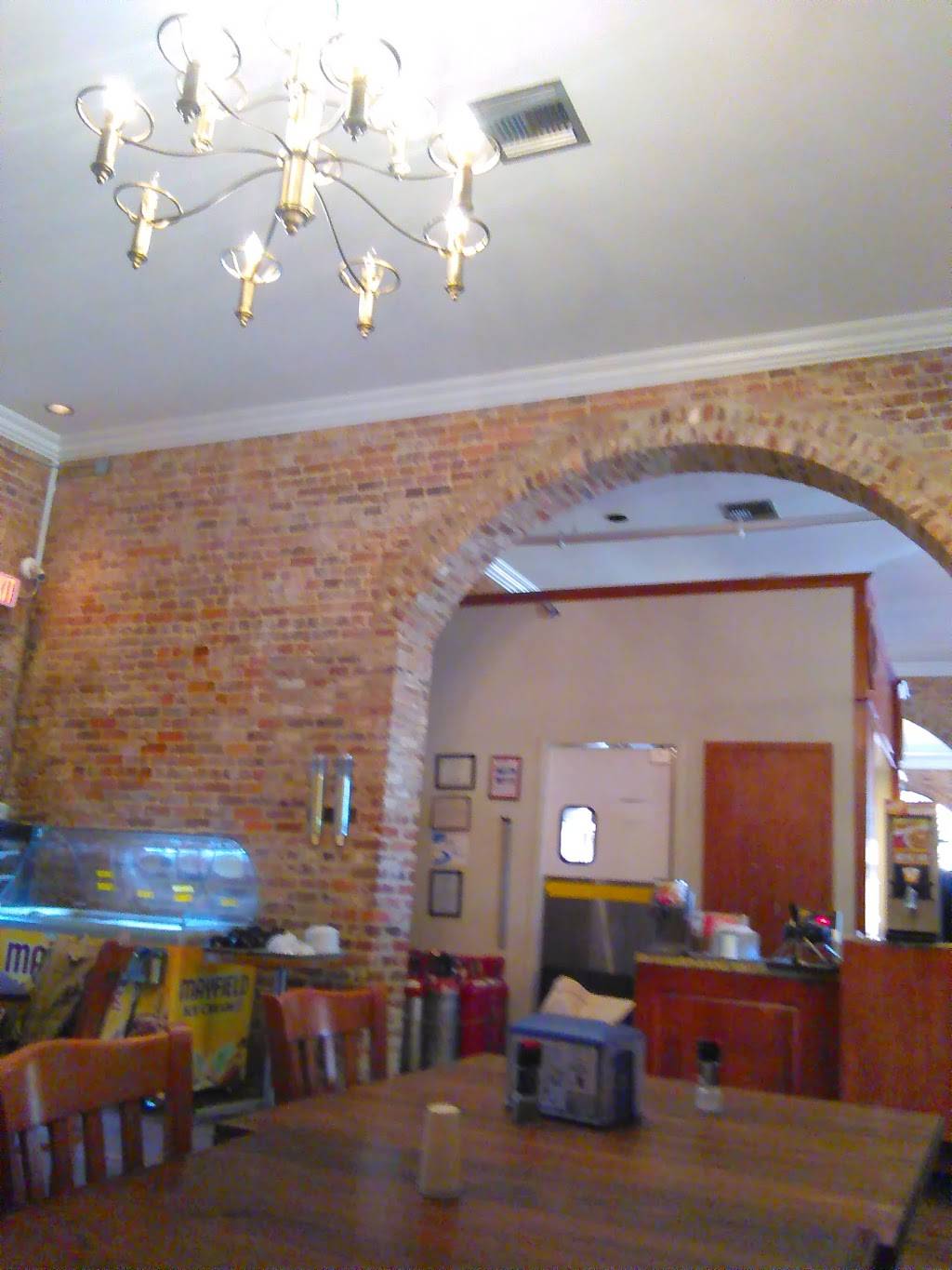 Rankin Den & Dining | restaurant | 21 E 10th St, Columbus, GA 31901, USA | 7065078226 OR +1 706-507-8226