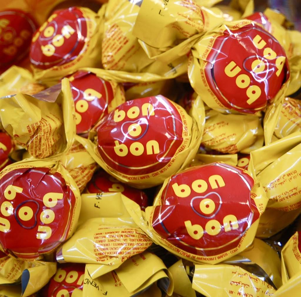 El Mercado - Market - Butcher - Empanadas | meal takeaway | 3767 N Southport Ave, Chicago, IL 60613, USA | 7734775020 OR +1 773-477-5020