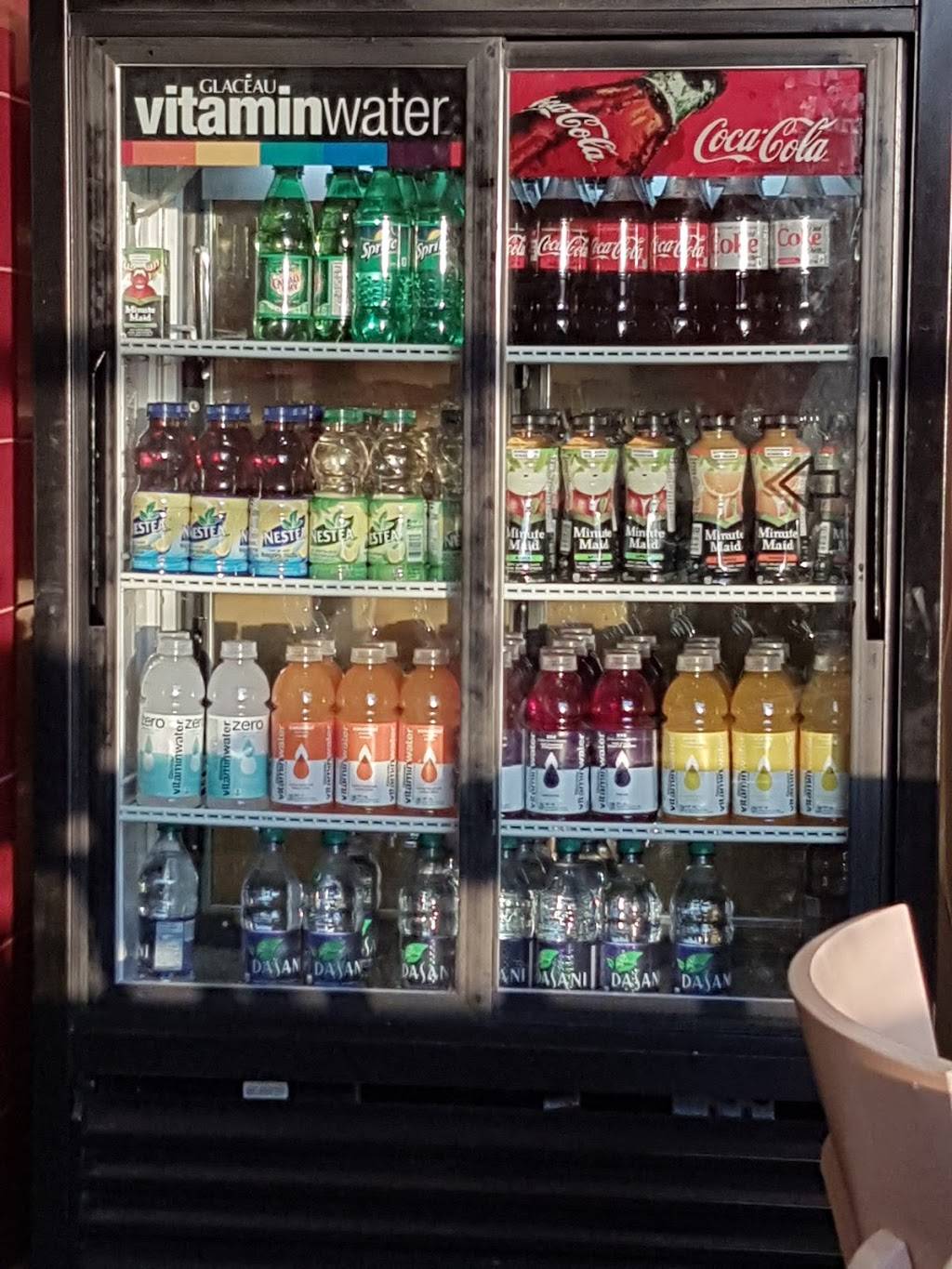 Hero Certified Burgers | restaurant | Iroquois Shopping Centre, 380 Dundas St E, Oakville, ON L6H 6Z9, Canada | 9052571788 OR +1 905-257-1788