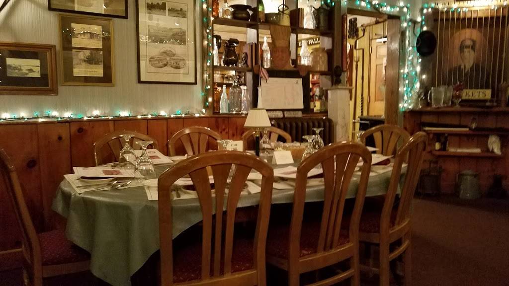 The Dog Bar | restaurant | 1913 Davis Rd, West Falls, NY 14170, USA | 7166525550 OR +1 716-652-5550