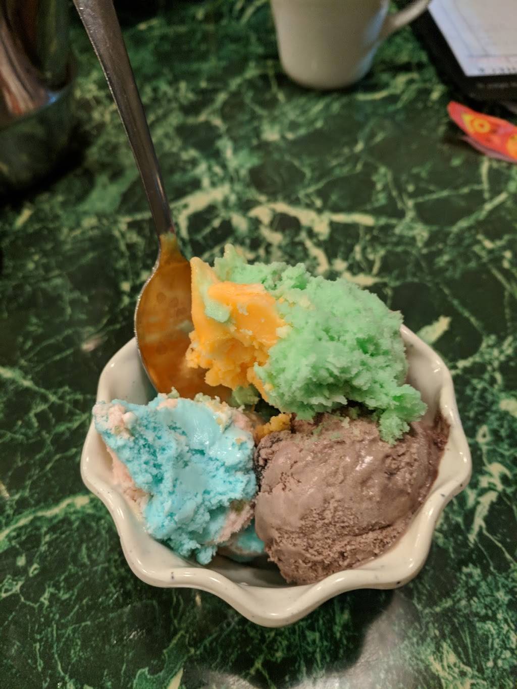 China Garden | restaurant | 2016 Cedar Plaza Dr #3, Muscatine, IA 52761, USA | 5632886943 OR +1 563-288-6943