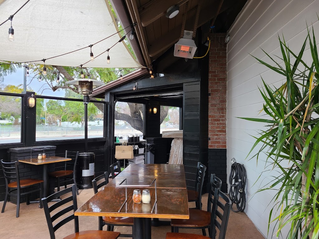 Little Coyote | restaurant | 3500 N Los Coyotes Diagonal, Long Beach, CA 90808, USA | 5623521555 OR +1 562-352-1555