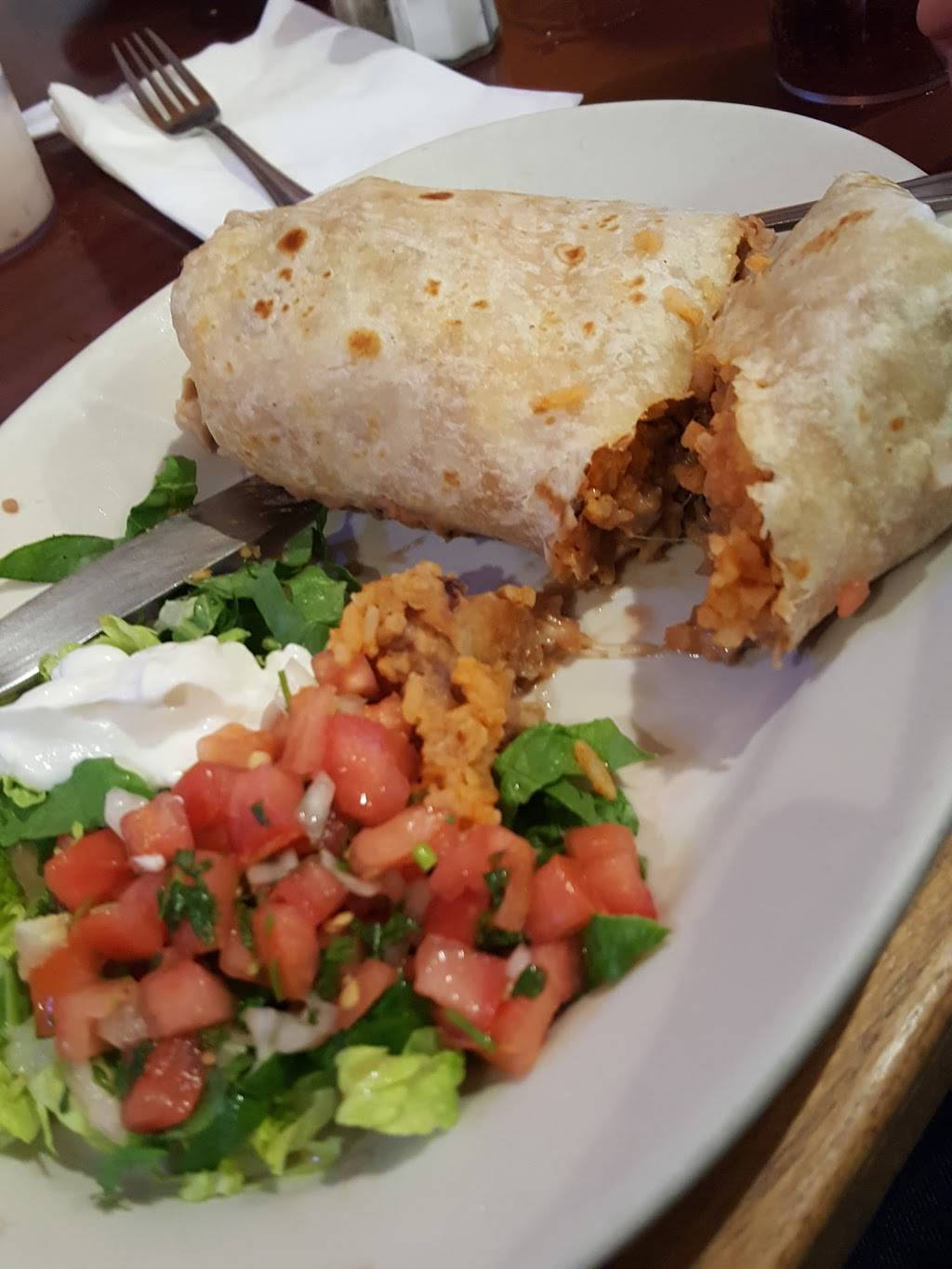 Luna llena restaurant | restaurant | 2760 Tapo Canyon Rd, Simi Valley, CA 93063, USA | 8052105022 OR +1 805-210-5022