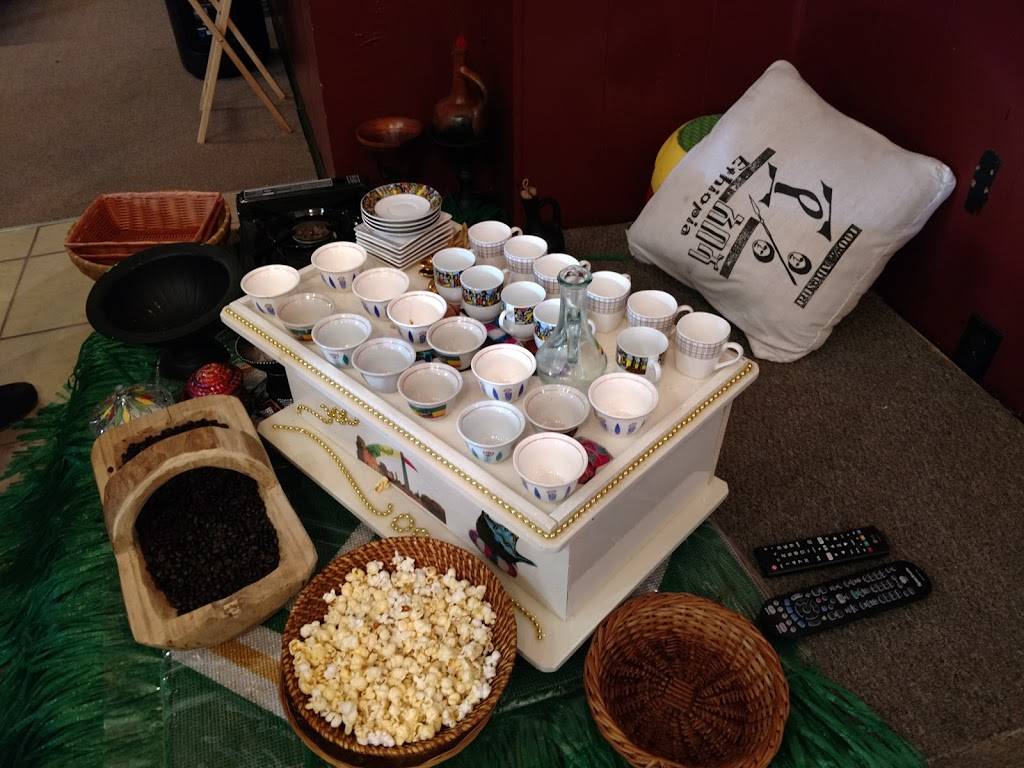 Lucy Ethiopian Restaurant & Bar | restaurant | 2218 Broadview Rd, Cleveland, OH 44109, USA | 2164172550 OR +1 216-417-2550