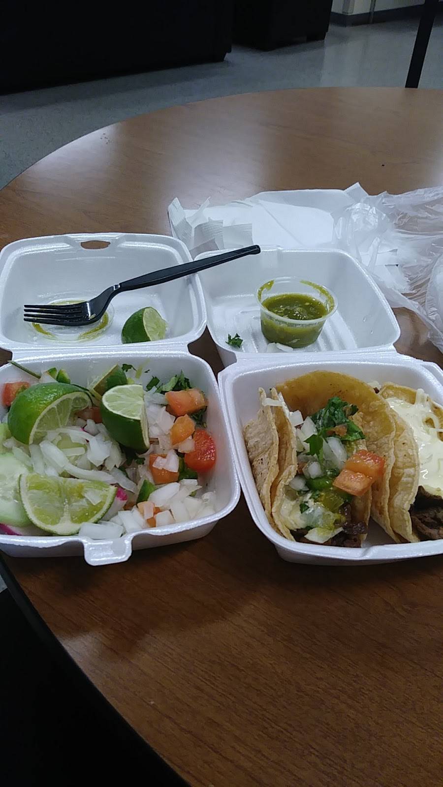 Chilangos | restaurant | 5933 E 16th St, Indianapolis, IN 46218, USA | 3173530605 OR +1 317-353-0605