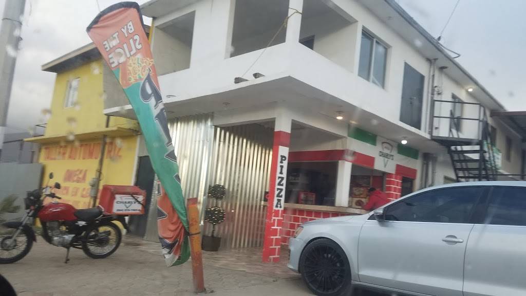 Charlys Pizza | restaurant | Granjas Familiares del Matamoros, 22203 Tijuana, B.C., Mexico | 016648191565 OR +52 664 819 1565