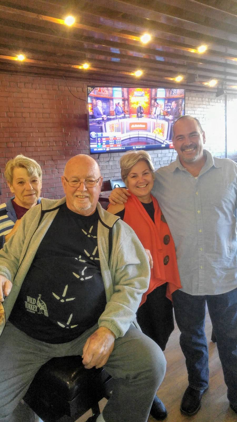 Cheers Bar and Grill | restaurant | 206 N College Ave, Newton, NC 28658, USA | 9808584015 OR +1 980-858-4015