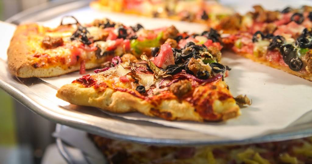 Alfalfas Pizza and Deli | restaurant | 2707, 335, E Weber Ave, Stockton, CA 95202, USA | 2094634400 OR +1 209-463-4400