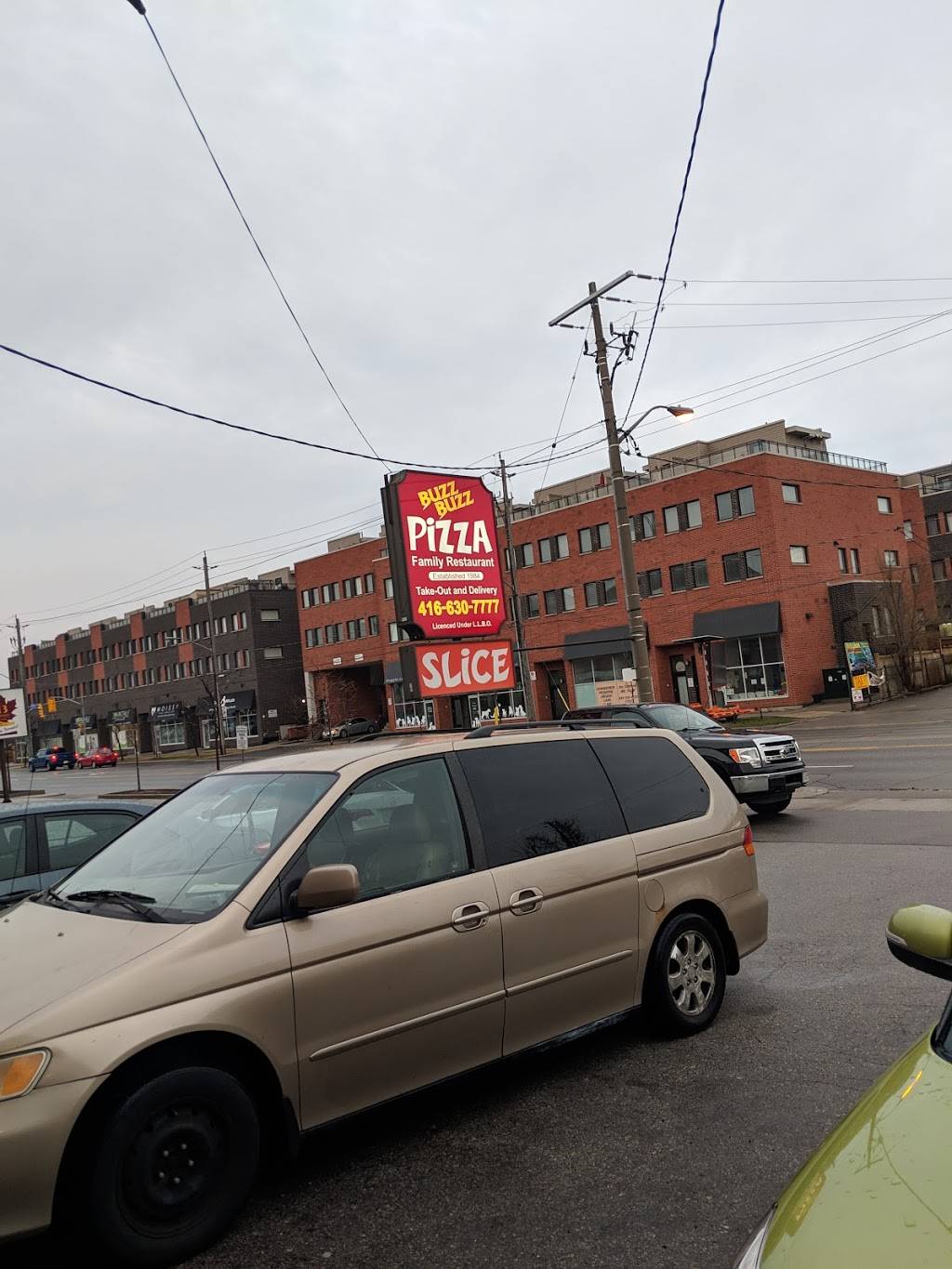 Buzz Buzz Pizza | restaurant | 822 Wilson Ave, North York, ON M3K 1E5, Canada | 4166307777 OR +1 416-630-7777