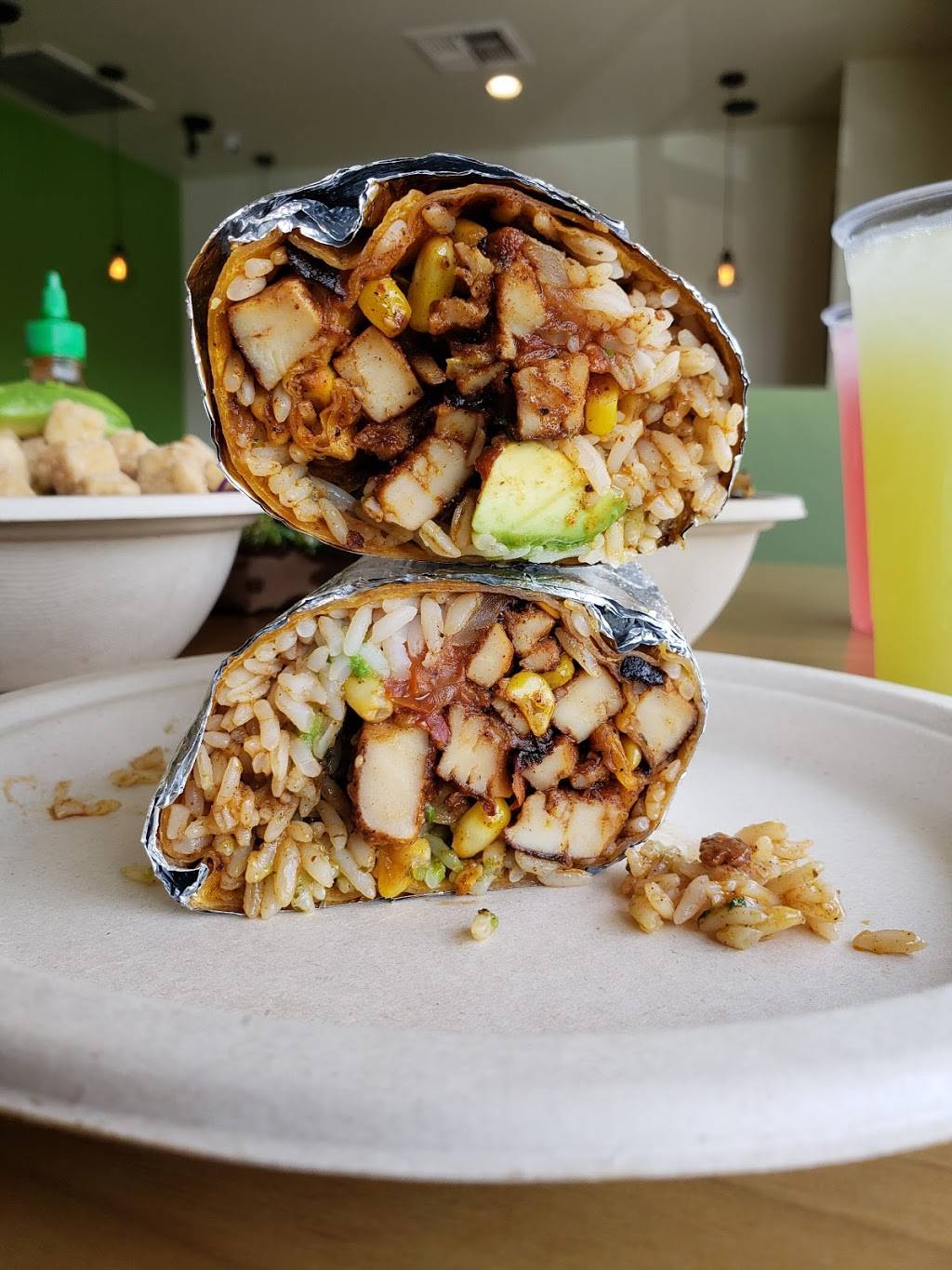 Green Tomato Grill | restaurant | 16062 Goldenwest St, Huntington Beach, CA 92647, USA | 7144652277 OR +1 714-465-2277