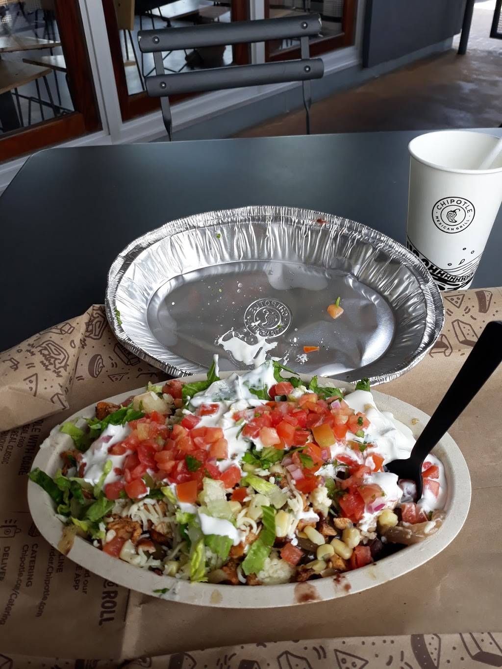 Chipotle Mexican Grill | restaurant | 3819 Richmond Ave, Houston, TX 77027, USA | 7134391188 OR +1 713-439-1188