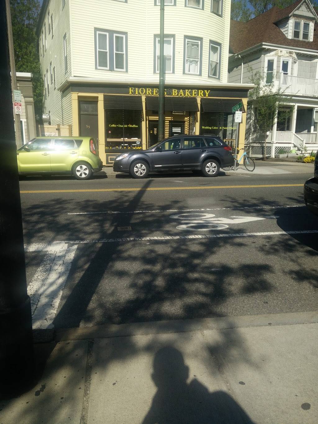 Fiores Bakery | bakery | 55 South St, Jamaica Plain, MA 02130, USA | 6175249200 OR +1 617-524-9200