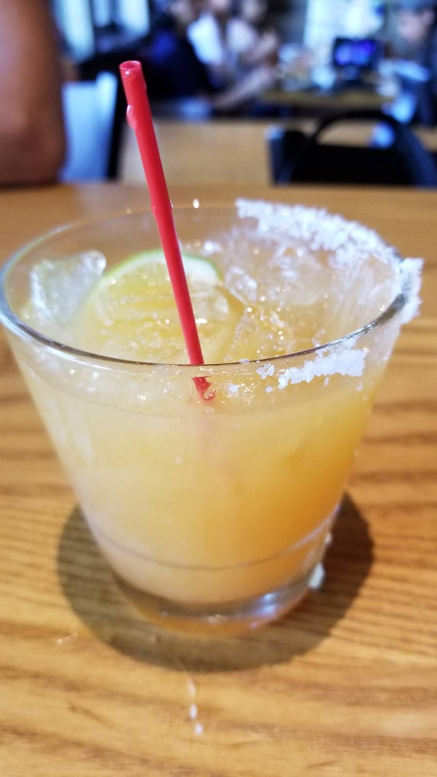 Chilis Grill & Bar | meal takeaway | 8445 N Rockwell Ave, Oklahoma City, OK 73132, USA | 4057285424 OR +1 405-728-5424