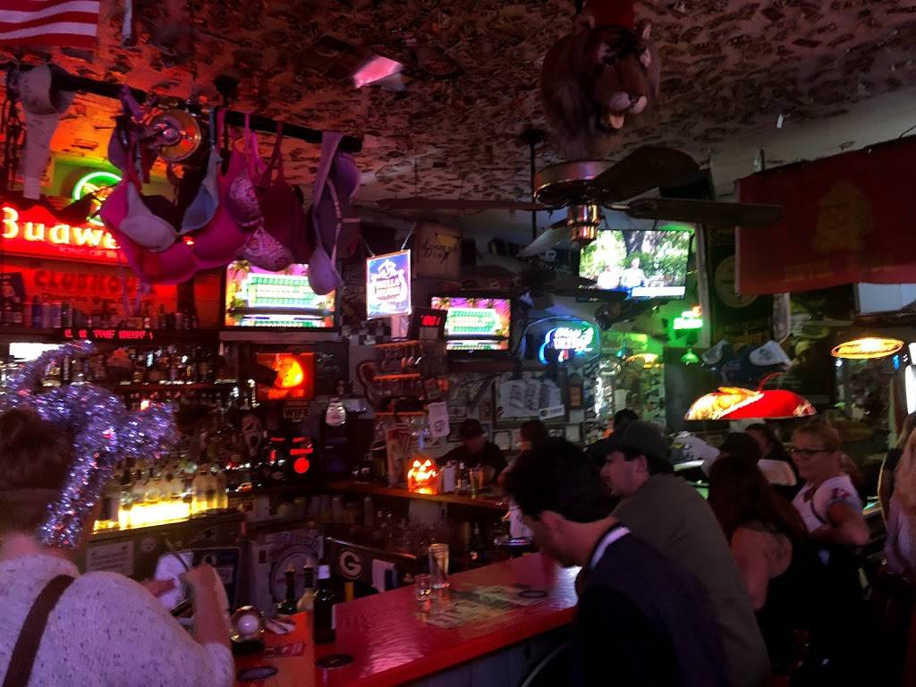 THE CLUBHOUSE SPORTS BAR and GRILL | restaurant | 369 Arneill Rd, Camarillo, CA 93012, USA | 8053881992 OR +1 805-388-1992