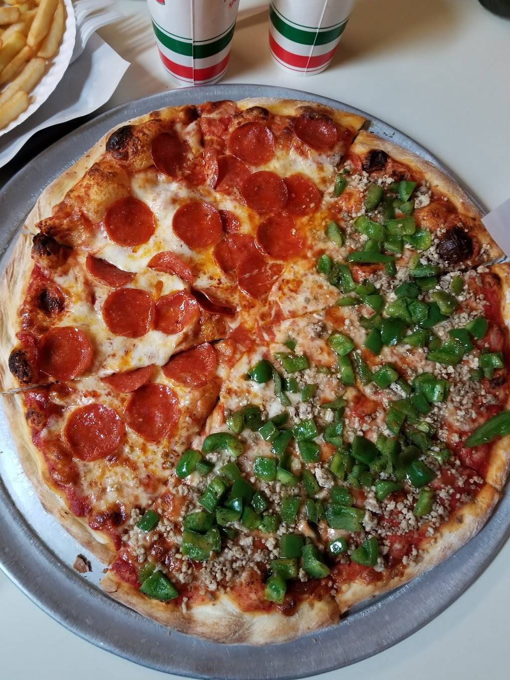 Roma Pizza | restaurant | 6129 Ridge Ave, Philadelphia, PA 19128, USA | 2154829022 OR +1 215-482-9022