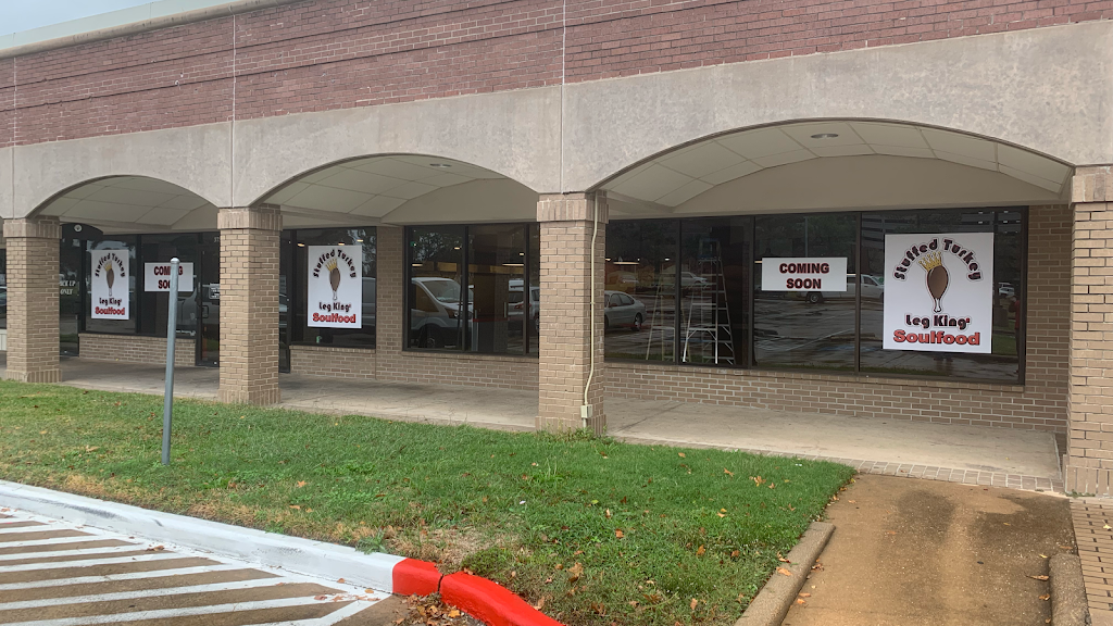 Stuffed Turkey Leg king #2 | restaurant | 375 Greens Rd, Houston, TX 77060, USA | 7139281141 OR +1 713-928-1141