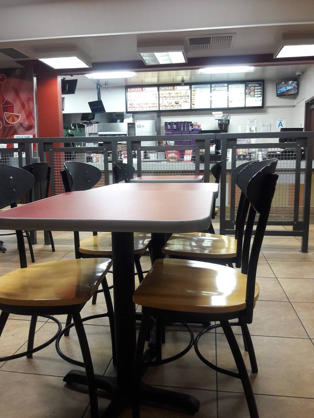Jack in the Box | restaurant | 4470 Eagle Rock Blvd, Eagle Rock, CA 90041, USA | 3232593154 OR +1 323-259-3154