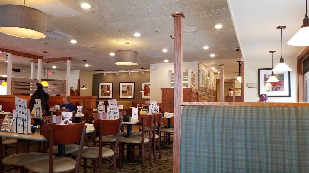 Perkins Restaurant & Bakery | restaurant | 5420 W Broadway Ave, Crystal, MN 55428, USA | 7635331313 OR +1 763-533-1313