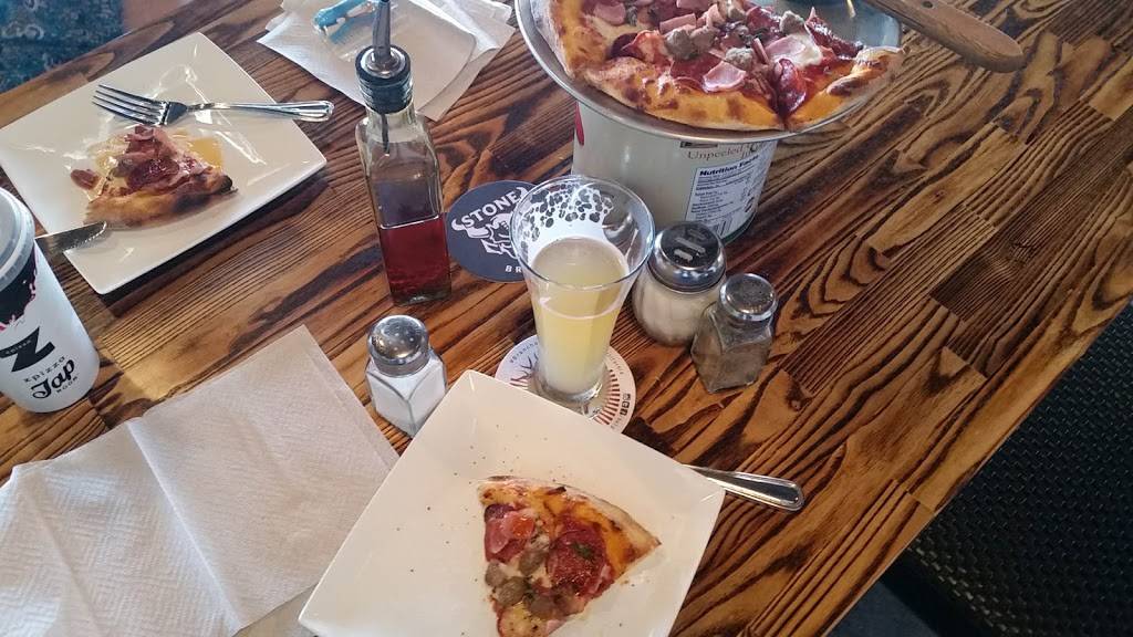 zpizza Tap Room | restaurant | 751 Center Dr #107, San Marcos, CA 92069, USA | 7603174677 OR +1 760-317-4677