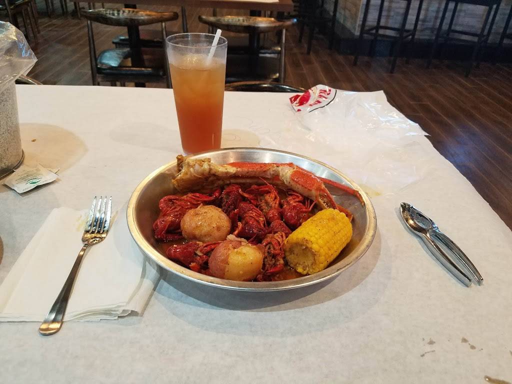 Red Crab Juicy Seafood - Lake Worth | restaurant | D 01, 6177 Jog Rd #04, Lake Worth, FL 33467, United States | 5616318638 OR +1 561-631-8638