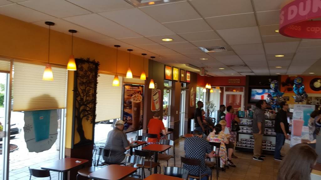 Dunkin | bakery | 1405 S Powerline Rd, Pompano Beach, FL 33069, USA | 9549747494 OR +1 954-974-7494