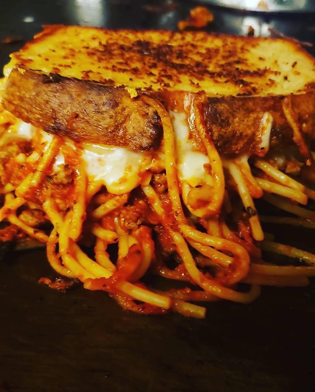 SoCheesyGrilledCheeseTruck | restaurant | 135 E Florida Ave, Hemet, CA 92543, USA | 9515650406 OR +1 951-565-0406