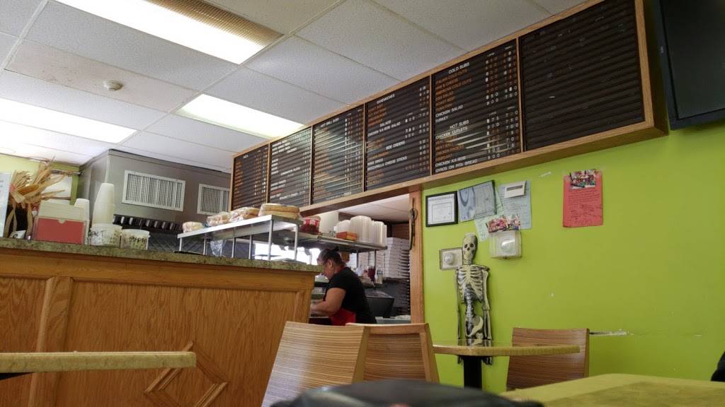 Topsfield House of Pizza | restaurant | 32 S Main St, Topsfield, MA 01983, USA | 9788879642 OR +1 978-887-9642