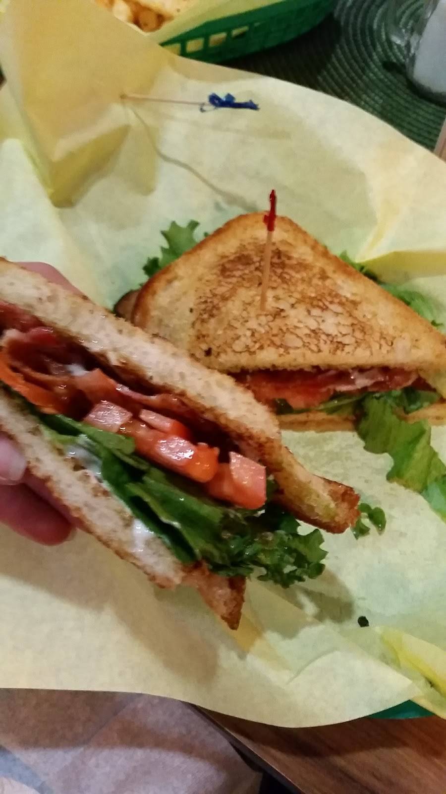 Shenanigans Restaurant And Bar | restaurant | 6650 N Cedar Ave, Fresno, CA 93710, USA | 5593234133 OR +1 559-323-4133